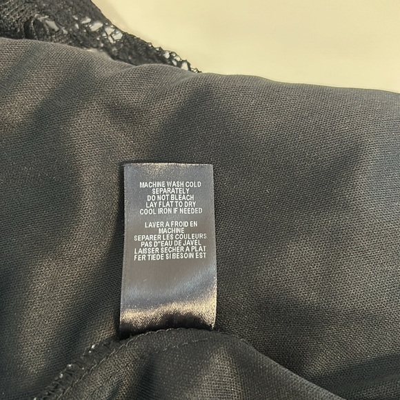 Guess black lace dress. - Picture 10 of 10